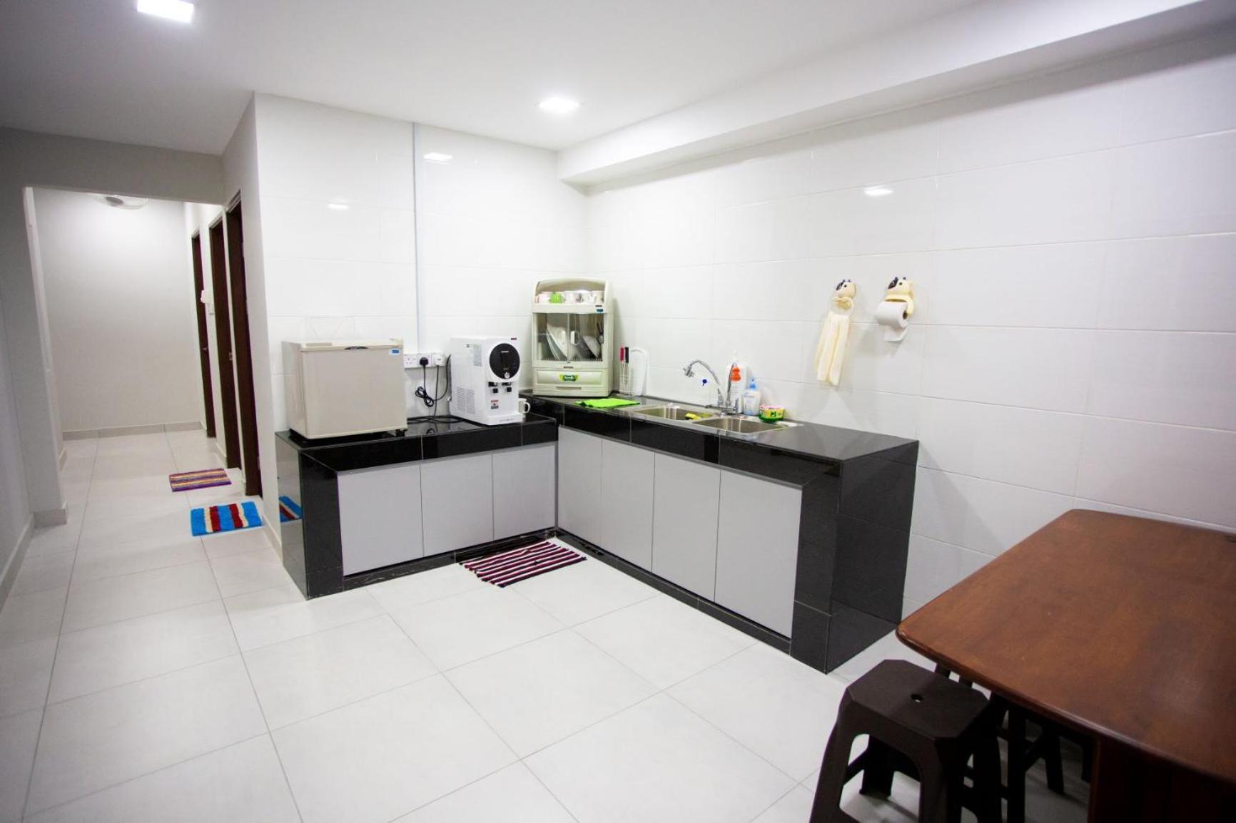 Hom2Rex Kuching Homestay Taman Timberland Екстериор снимка