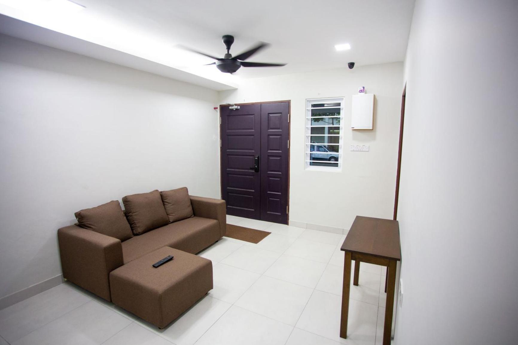 Hom2Rex Kuching Homestay Taman Timberland Екстериор снимка