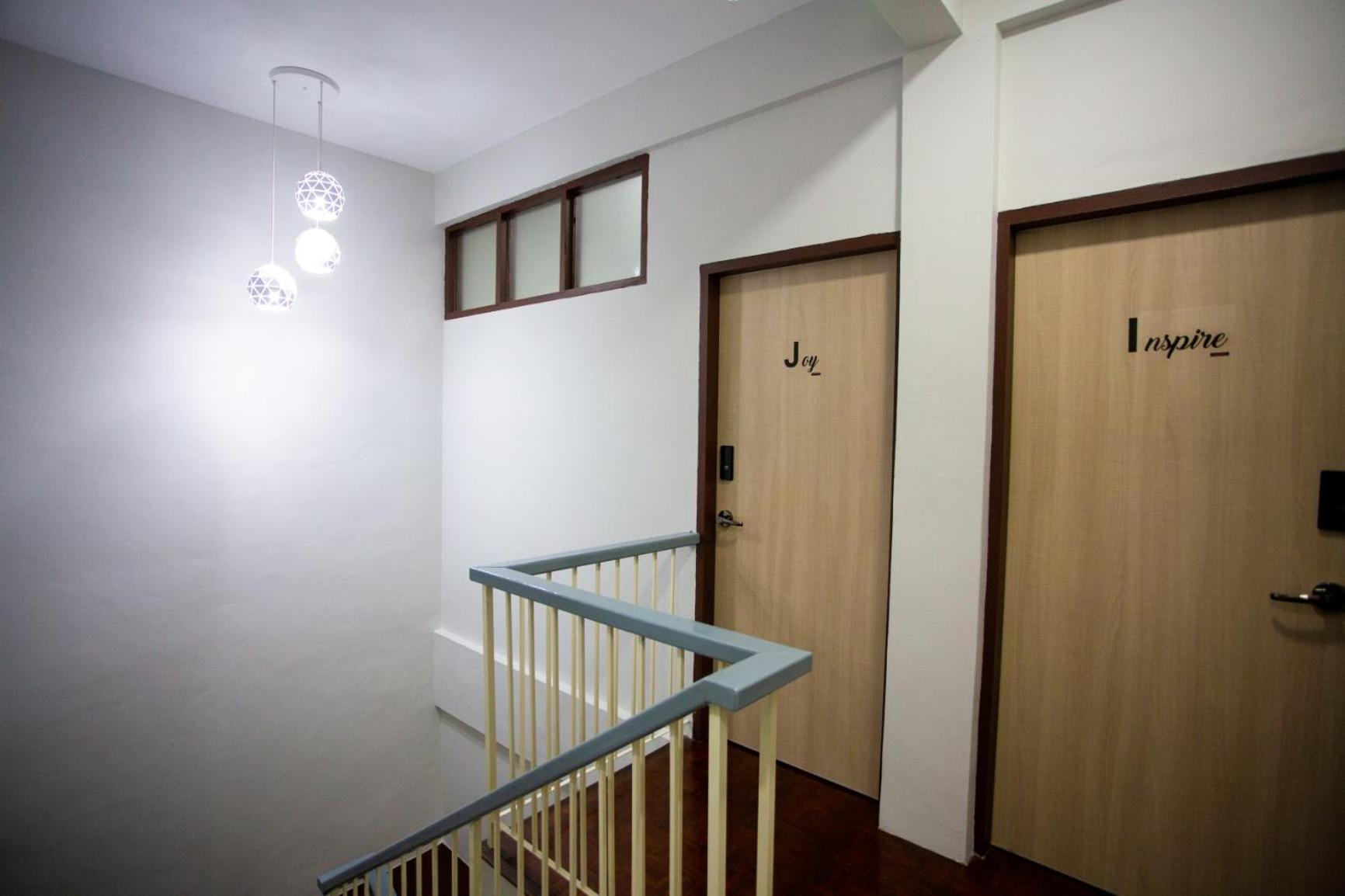 Hom2Rex Kuching Homestay Taman Timberland Екстериор снимка